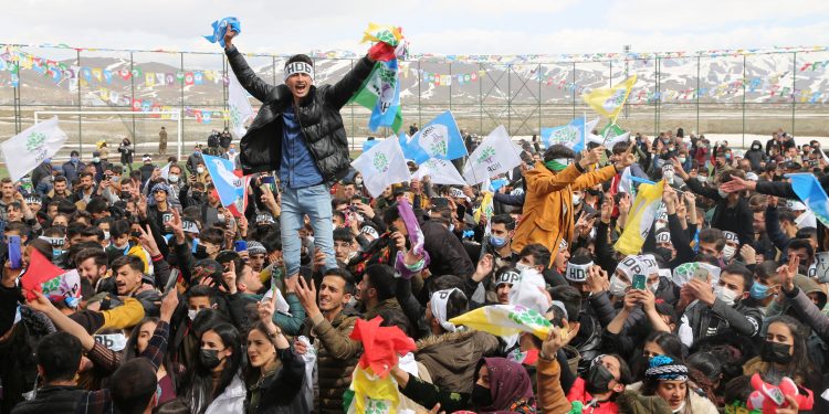 HDP çalışanları: Mücadeleyi durduramazlar