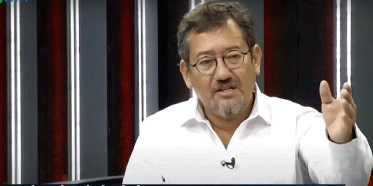 Akinan: Bir bakanın kardeşi Suriye’yi yağmalıyor Akinan: Bir bakanın kardeşi Suriye’yi yağmalıyor