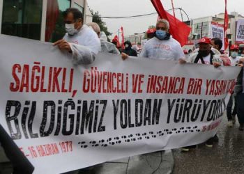 DİSK üyeleri Gebze’den Kadıköy’e hareket etti
