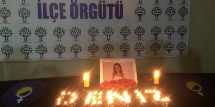 HDP ilçelerinde nöbet eylemleri sürüyor HDP ilçelerinde nöbet eylemleri sürüyor