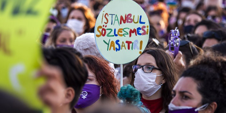 Kadınlar cinsiyetçi politikalara karşı 1 Temmuz’a hazırlanıyor Kadınlar cinsiyetçi politikalara karşı 1 Temmuz’a hazırlanıyor