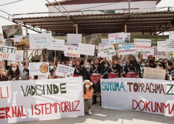 Protesto GES toplantısını iptal ettirdi