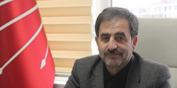 CHP Rize İl Başkanı: Karadeniz’i tahrip eden AKP projeleridir CHP Rize İl Başkanı: Karadeniz’i tahrip eden AKP projeleridir