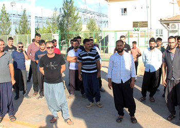 Çiftçiler DEDAŞ’ı protesto etti