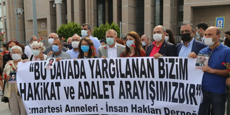 Cumartesi Anneleri: Vazgeçmeyeceğiz Cumartesi Anneleri: Vazgeçmeyeceğiz