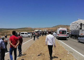 Diyarbakırlı tütüncüler yol kesti