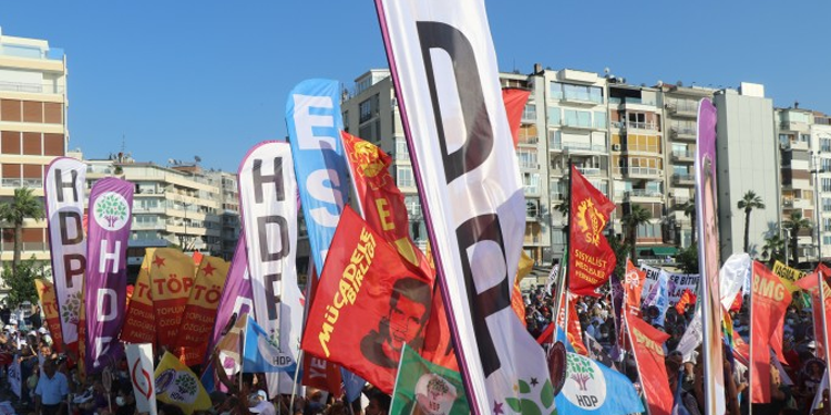 Dr. Hayri Hazargöl: Kürt sorununu Gündoğdu ruhu çözer Dr. Hayri Hazargöl: Kürt sorununu Gündoğdu ruhu çözer