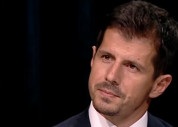 Emre Belözoğlu’nu geçmişi yaktı