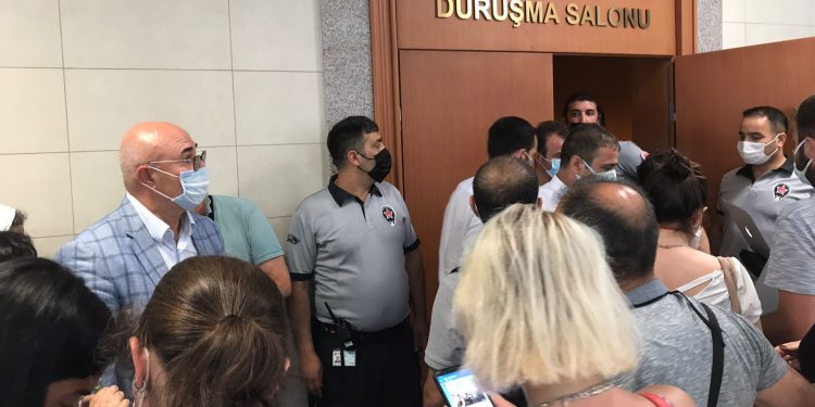 Cumartesi Anneleri davası gergin geçti Cumartesi Anneleri davası gergin geçti