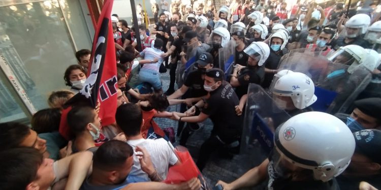 Suruç anmasına katılan 12 kişiye tutuklama talebi