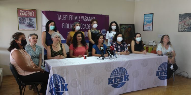 KESK’li kadınlar TİS taleplerini açıkladı KESK’li kadınlar TİS taleplerini açıkladı