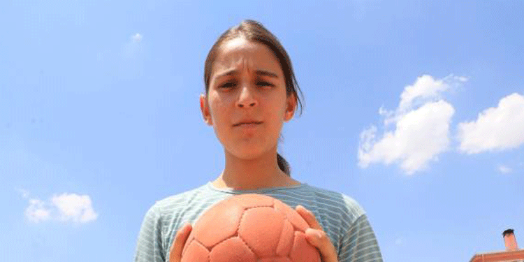 Merve Akpınar’ı okula almadılar Merve Akpınar’ı okula almadılar