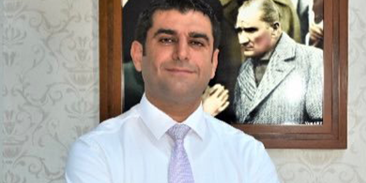 Adana Baro Başkanı Semih Gökayaz oldu Adana Baro Başkanı Semih Gökayaz oldu