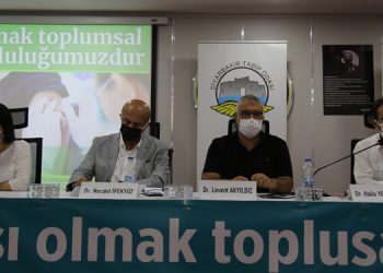‘Aşı olmak toplumsal sorumluluğumuz’
