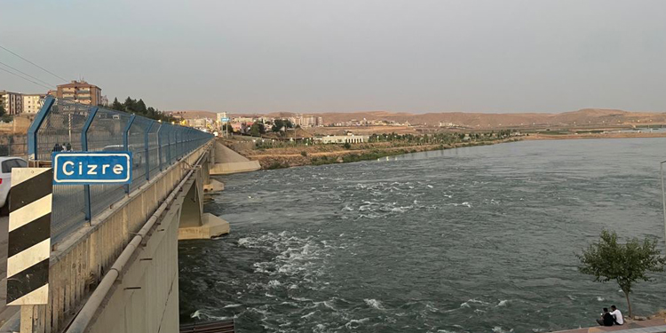 Cizre’de sıcaklık rekoru kırıldı Cizre’de sıcaklık rekoru kırıldı