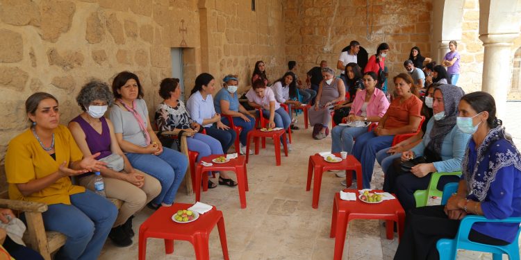 HDP’liler Süryani kadınlarla buluştu: Sorunları birlikte aşalım HDP’liler Süryani kadınlarla buluştu: Sorunları birlikte aşalım