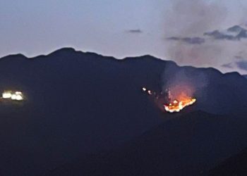 Setkar’da yangına müdahaleye asker engeli