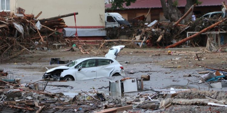 Sel felaketinde yaşamını yitirenlerin sayısı 40’a çıktı