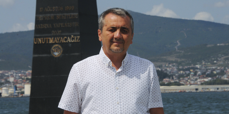 ‘İstanbul depreminde Kocaeli’deki binaların yıkılma olasılığı yüksek’ ‘İstanbul depreminde Kocaeli’deki binaların yıkılma olasılığı yüksek’