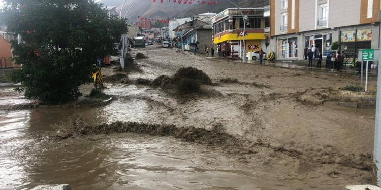 Van ve Hakkari için sel uyarısı Van ve Hakkari için sel uyarısı