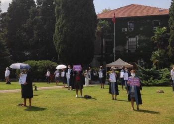 Boğaziçi akademisyenleri İnci’yi istifaya çağırdı