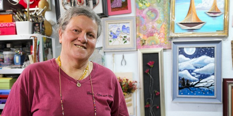 Sanatını kurslarla geleceğe taşıyor Sanatını kurslarla geleceğe taşıyor