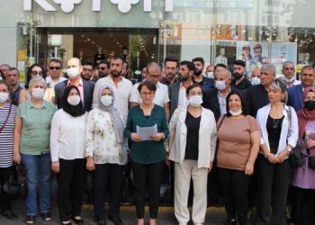 ‘İktidar 3 bin 600 ek göstergeyi kulak arkası yapıyor’