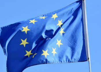 AB: Taliban ile koşullu ilişki kurmalıyız