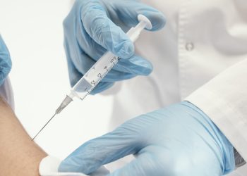 BioNTech, 5-11 yaş grubu için aşı kullanım izni isteyecek