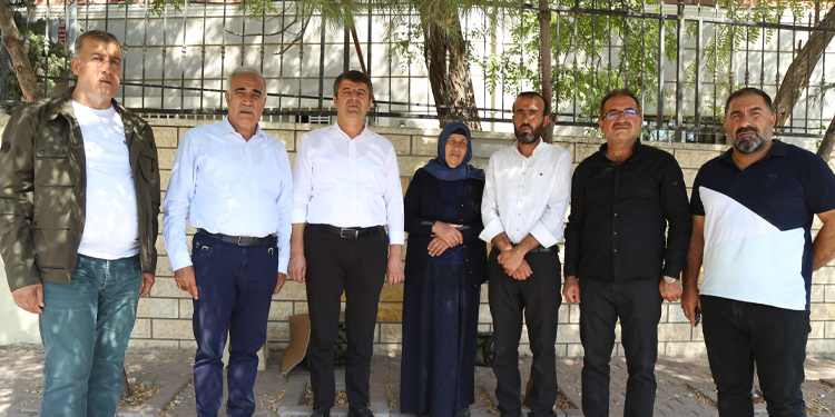 CHP’li milletvekilleri Şenyaşarları ziyaret etti CHP’li milletvekilleri Şenyaşarları ziyaret etti