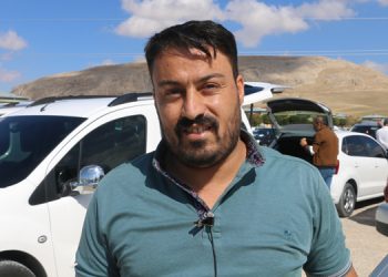 İkinci el araçta satış geriliyor, fiyat yükseliyor