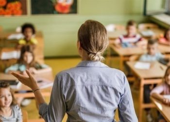 İzmir’de 43 sınıfta eğitime ‘koronavirüs’ arası