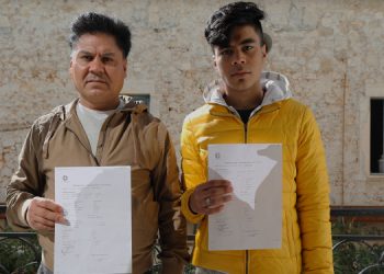 Kamerasını Yunanistan’da sıkışıp kalan mültecilere çevirdi