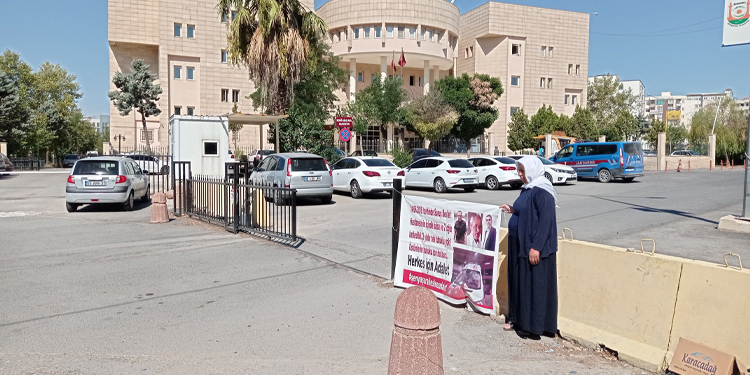 Şenyaşar ailesi: Bu zulüm elbet bir yerde duracak Şenyaşar ailesi: Bu zulüm elbet bir yerde duracak