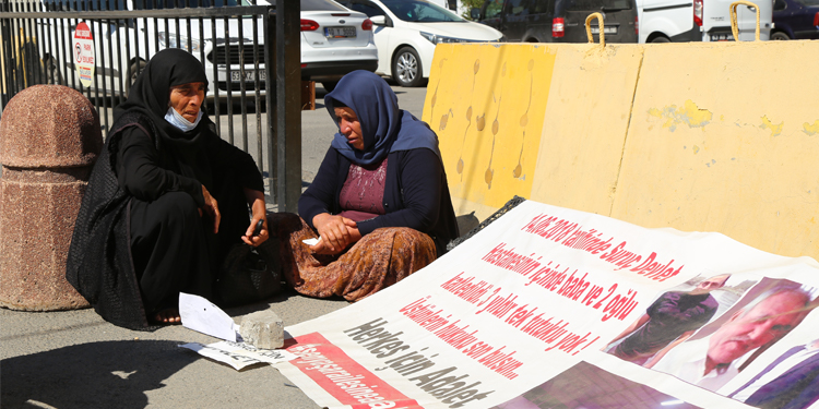 Şenyaşar ailesinden savcıya: Adaleti sağlayamıyorsan istifa et Şenyaşar ailesinden savcıya: Adaleti sağlayamıyorsan istifa et