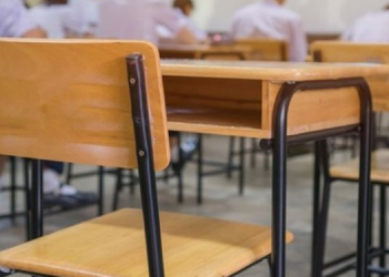 Yüzlerce sınıf pozitif vakalar nedeniyle karantinaya alındı: İstanbul birinci sırada