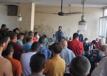 Zam talep eden saya işçileri iş bıraktı