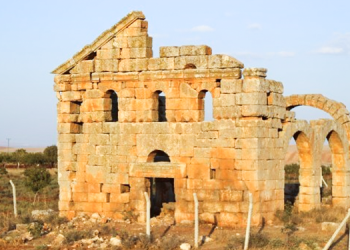 Bin 500 yıllık Nuhrut Kilisesi yıkım tehdidi altında