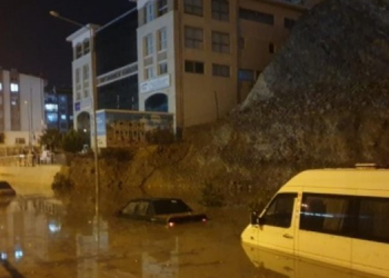 Ege’de su baskınları ve heyelanlar meydana geldi