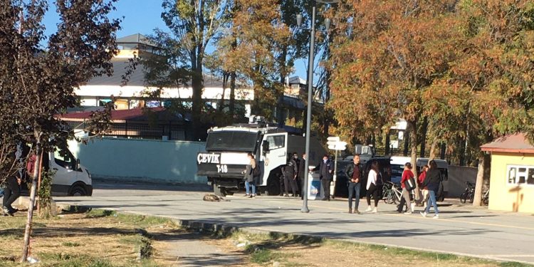 Van YYÜ Kampüsü’nde TOMA’lar bekliyor