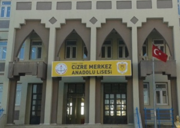 Şırnak’ta okulların temizliğini veliler yapıyor