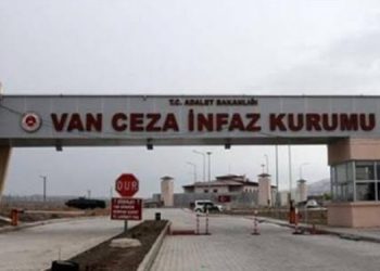 Oda değişimini kabul etmeyen tutuklular darp edildi
