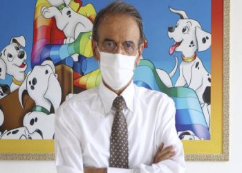 ‘Koronavirüsü soğuk algınlığından ayırmanın tek yolu test’