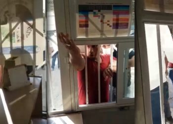 Sağlıkta şiddet sürüyor: Urfa’da sağlık çalışanlarına saldırı girişimi