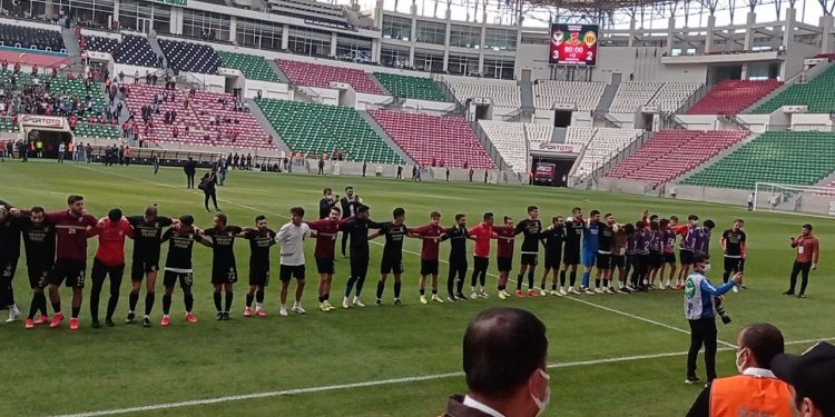Amedspor Teknik Direktörü Toros ile yollarını ayırdı