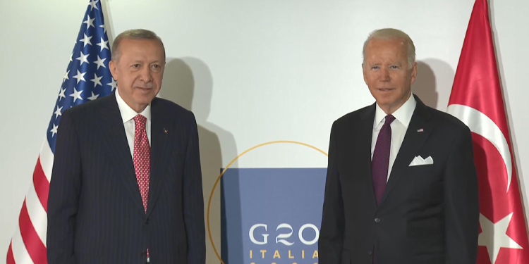 G20 Liderler Zirvesi: Erdoğan ve Biden arasında ikinci yüz yüze görüşme başladı G20 Liderler Zirvesi: Erdoğan ve Biden arasında ikinci yüz yüze görüşme başladı