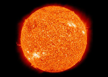 Güneş fırtınası uyarısı: Telefon ve uydu sinyalleri etkilenecek