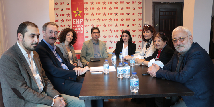 HDP’nin İstanbul ziyaretlerinde ‘demokrasi ittifakı’ vurgusu HDP’nin İstanbul ziyaretlerinde ‘demokrasi ittifakı’ vurgusu