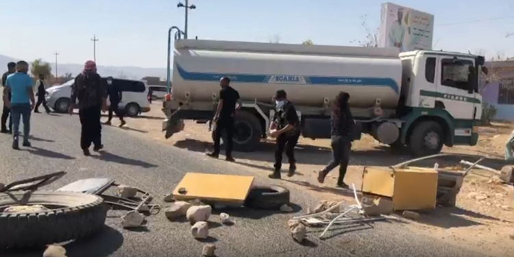 Irak ve KDP’nin askeri hareketliliğine karşı Şengal halkı alanlara çıktı Irak ve KDP’nin askeri hareketliliğine karşı Şengal halkı alanlara çıktı