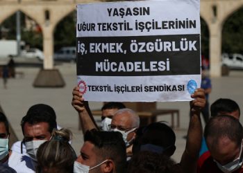 İşveren görüşmeyi kabul etti, işçiler nöbete ara verdi